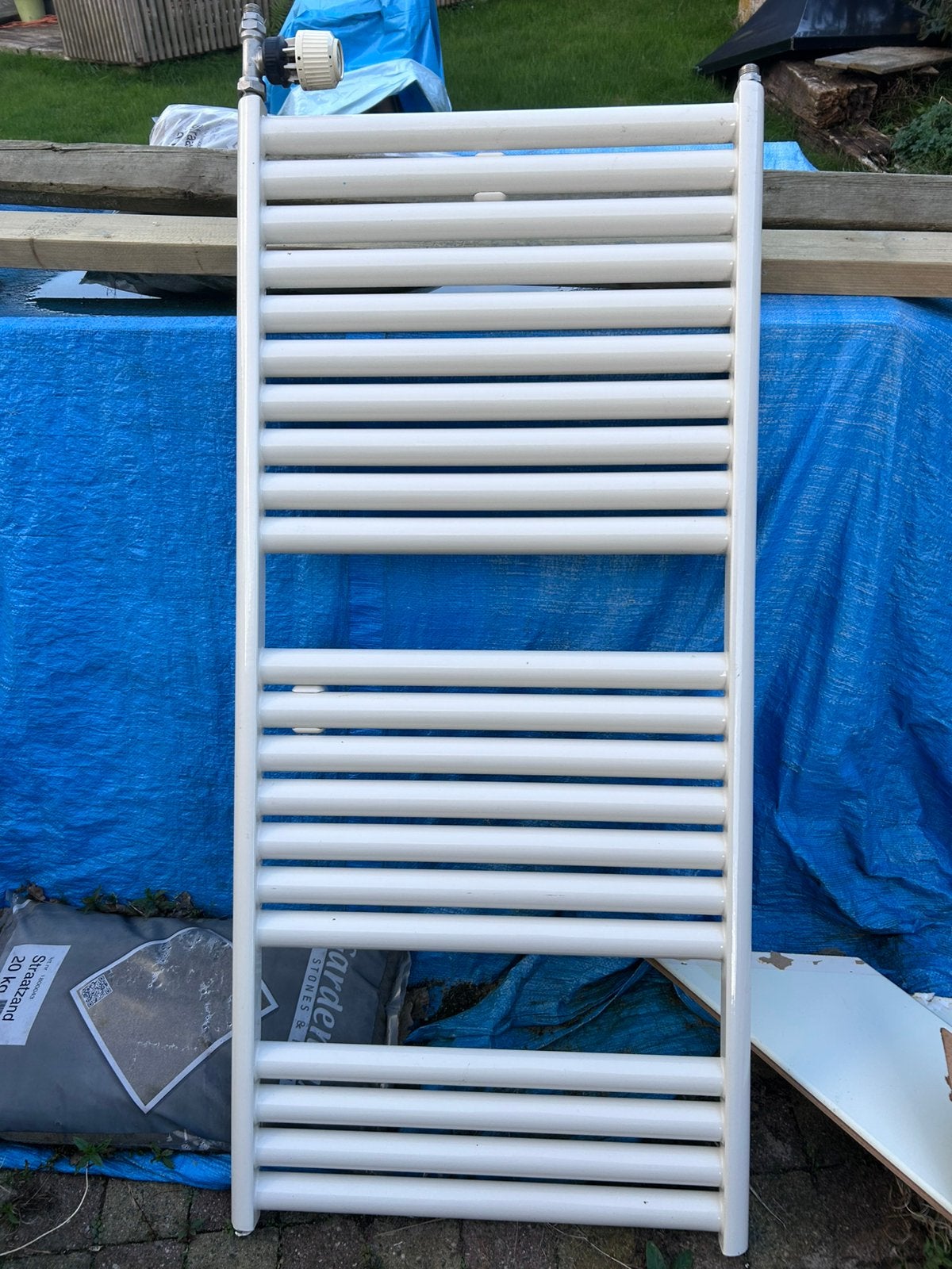 Douche radiator crème kleurig, Doe-het-zelf en Verbouw, Ophalen, Gebruikt, Radiator, 60 tot 150 cm