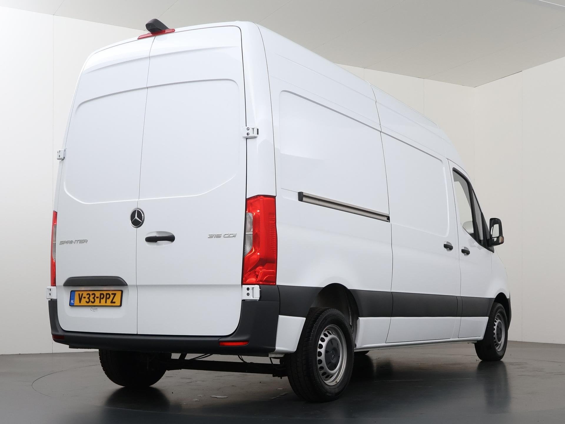 Mercedes-Benz Sprinter 315 CDI | L2 H2 | FWD | AUT. | AIRCO, Stof, Gebruikt, Euro 6, 4 cilinders