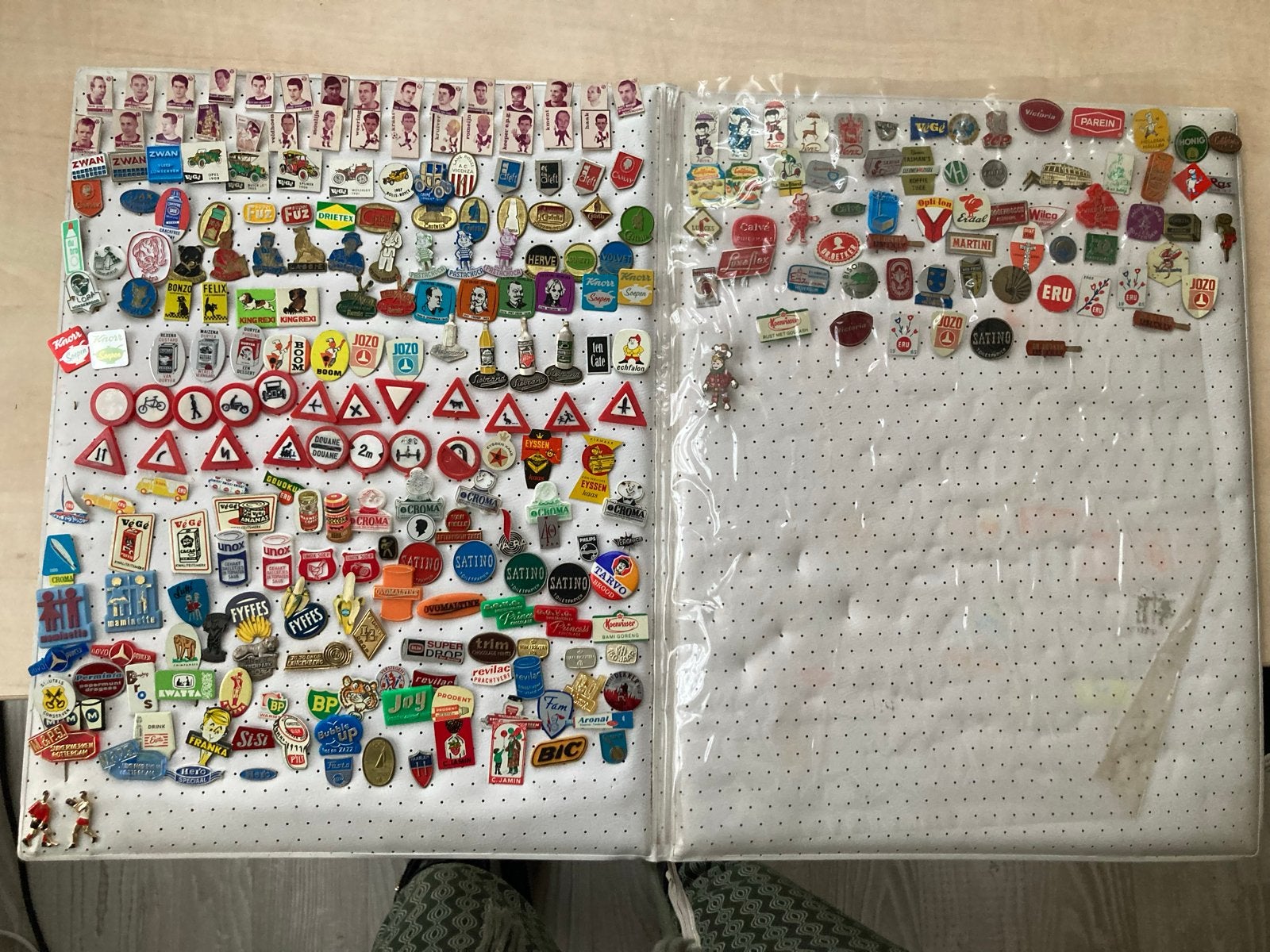 Grote verzameling vintage speldjes, Verzamelen, Speldjes, Pins en Buttons, Ophalen of Verzenden, Gebruikt, Overige onderwerpen