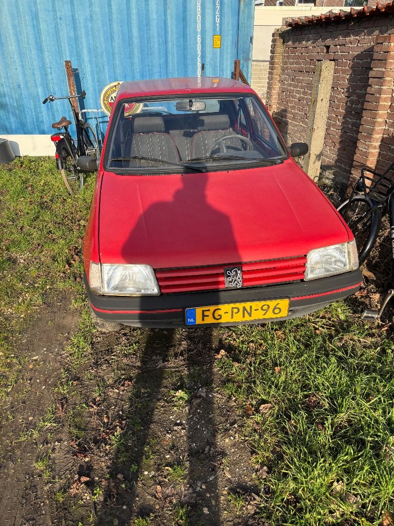 Peugeot 205 1.1 Accent U9 1992 Rood, Auto's, Peugeot, Voorwielaandrijving, Zwart, 4 cilinders, Origineel Nederlands