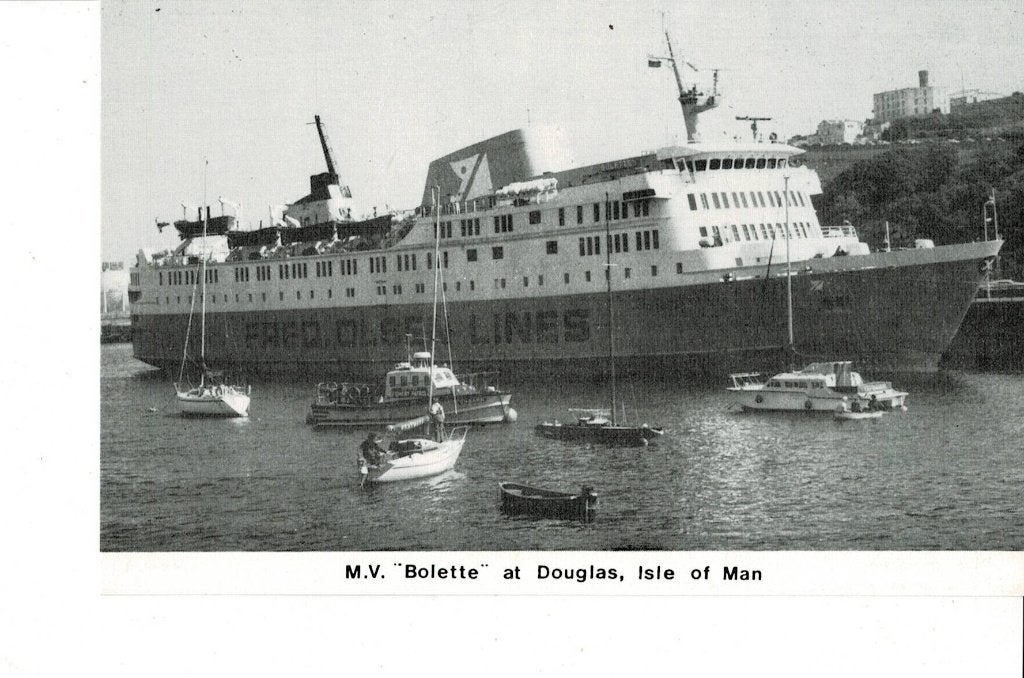 M.V. "Bolette" at Douglas, Isle of Man, Verzamelen, Scheepvaart, Ophalen of Verzenden, Zo goed als nieuw, Motorboot, Kaart, Foto of Prent
