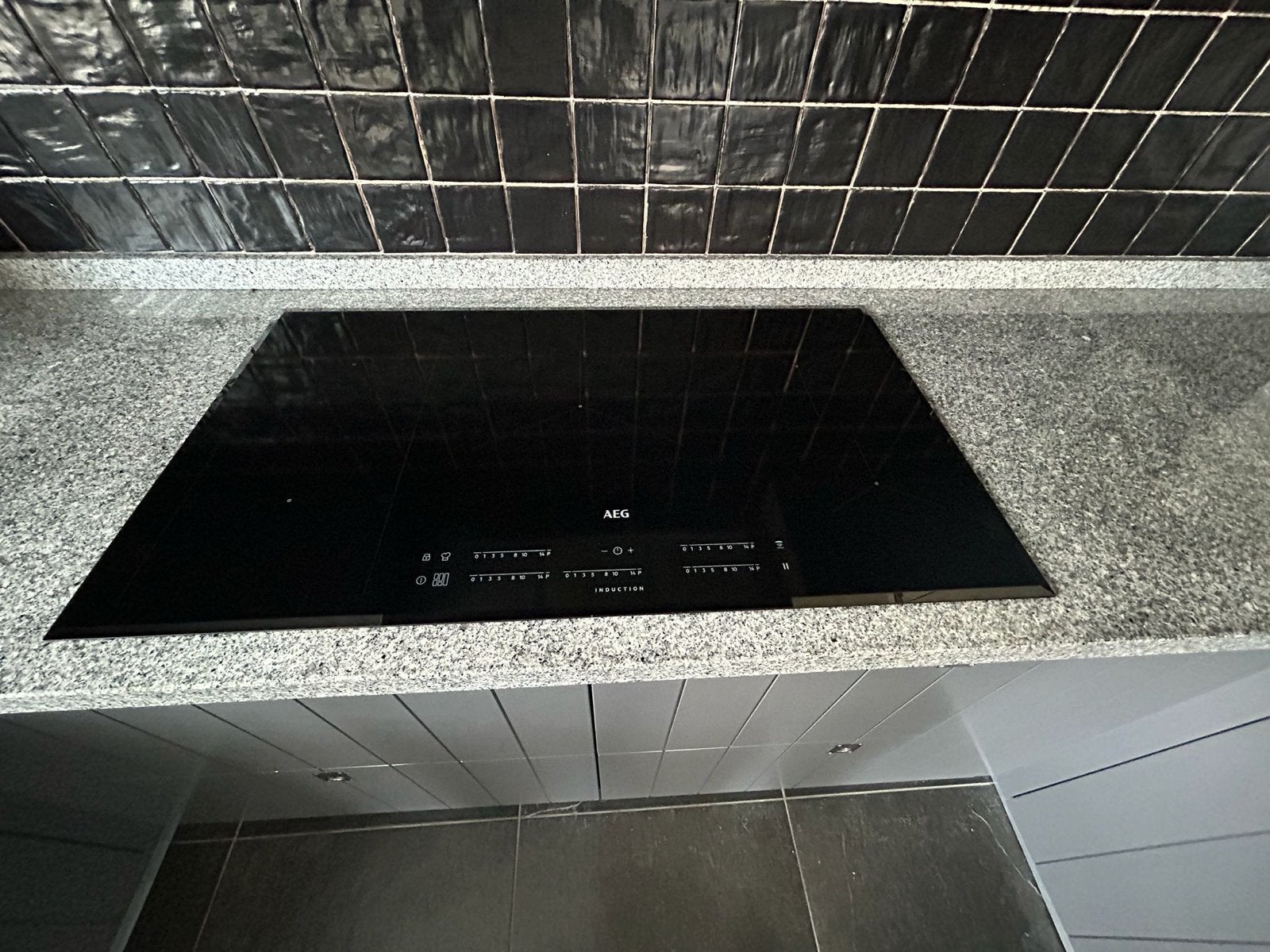 AEG IKE95471FB Inductiekookplaat, Ophalen, Gebruikt, 4 kookzones, Inbouw