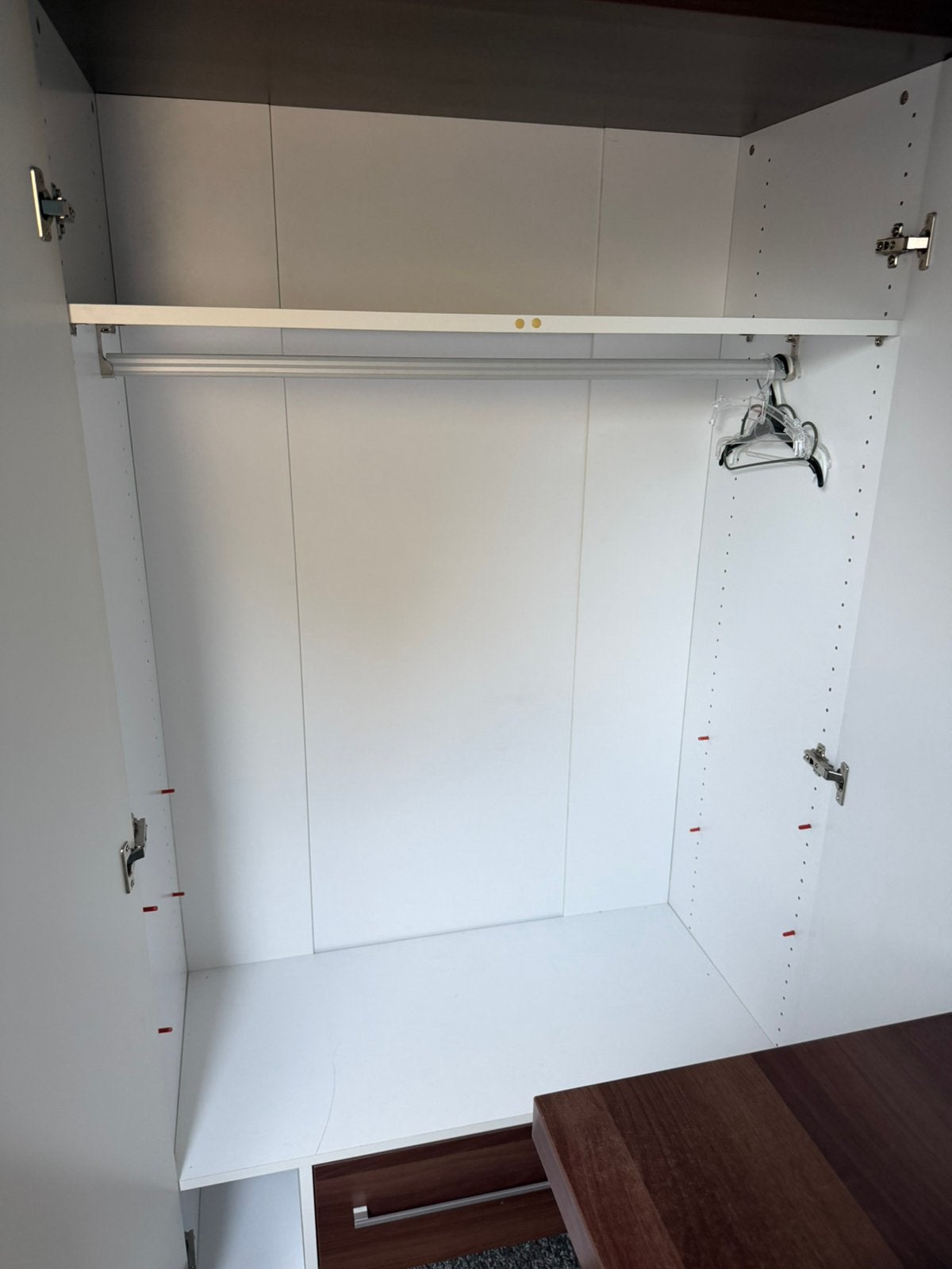 Komode en kast, Ophalen, 50 tot 70 cm, 105 cm of meer, 100 cm of meer