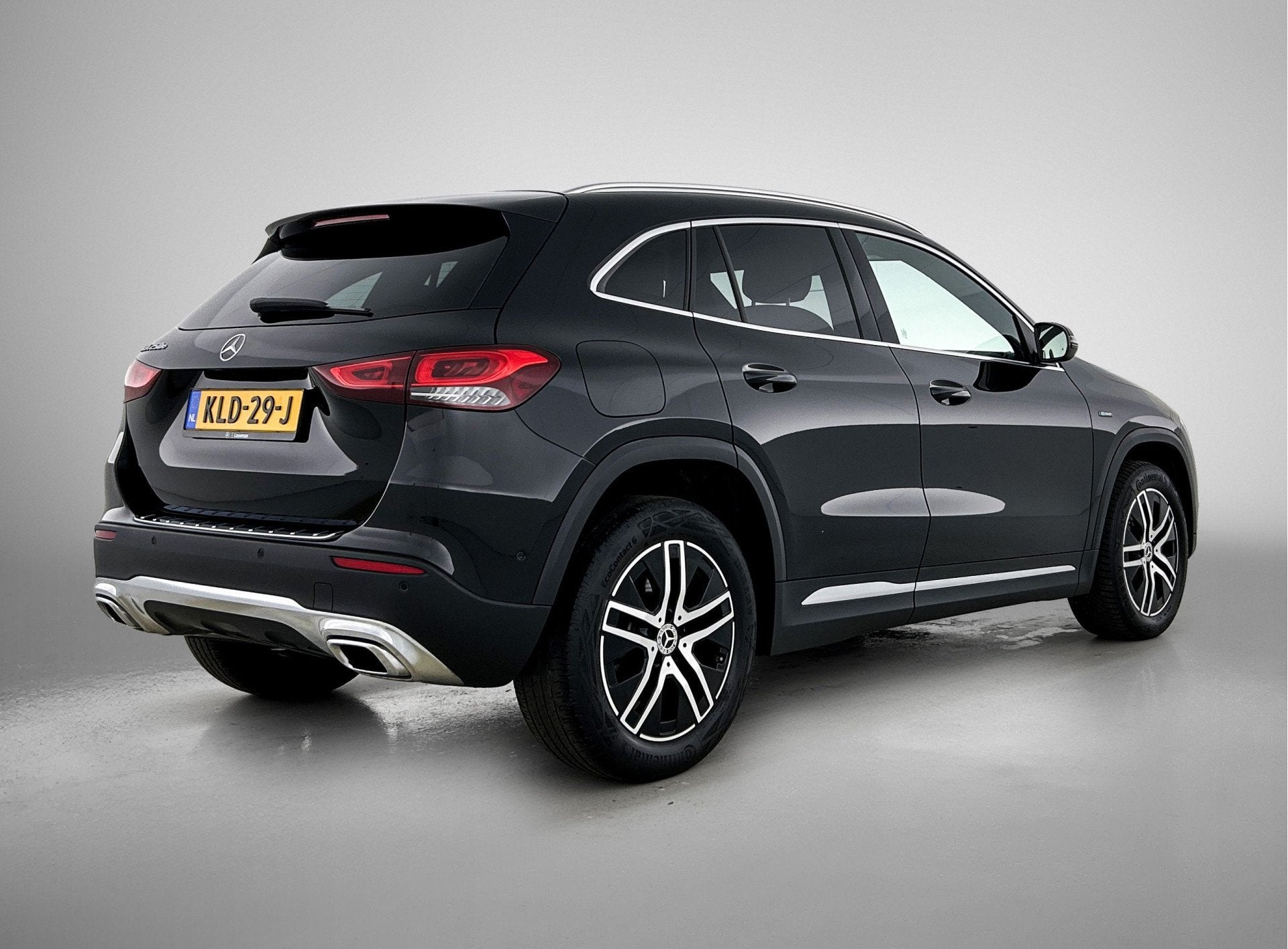 Mercedes-Benz GLA 250 e Progressive Plug-In Hybride | Dode H, 12 maanden, 15 kWh, Leder en Stof, Zwart