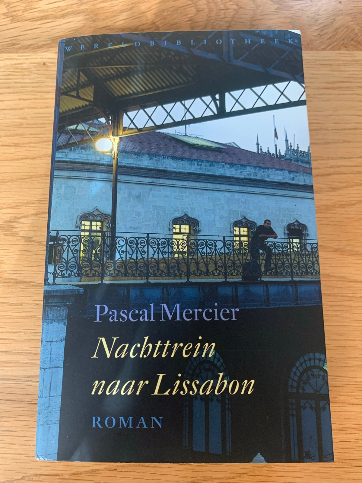 Nachttrein naar Lissabon - Pascal Mercier (Roman), Ophalen of Verzenden, Zo goed als nieuw, Nederland