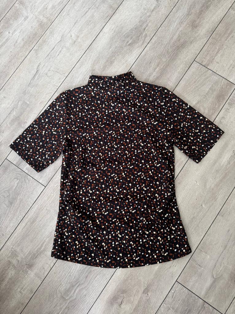 Zwangerschapsshirt met print zwart en bruin in maat 40, Kleding | Dames, Positiekleding, Maat 38/40 (M), Zwart, Nieuw, Shirt of Top