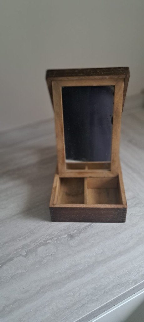 Vintage, houten scheerdoos. Euro 25,00, Ophalen