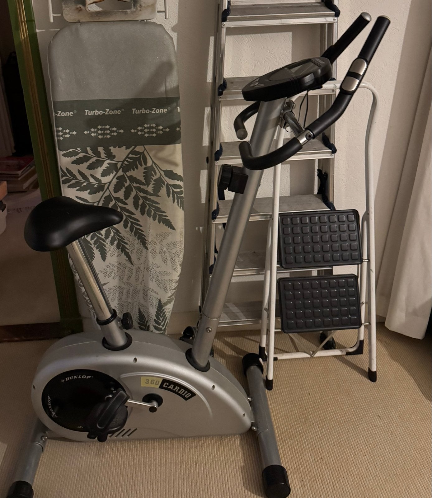 Dunlop 360 Cardio Hometrainer -, Ophalen, Gebruikt, Metaal, Benen