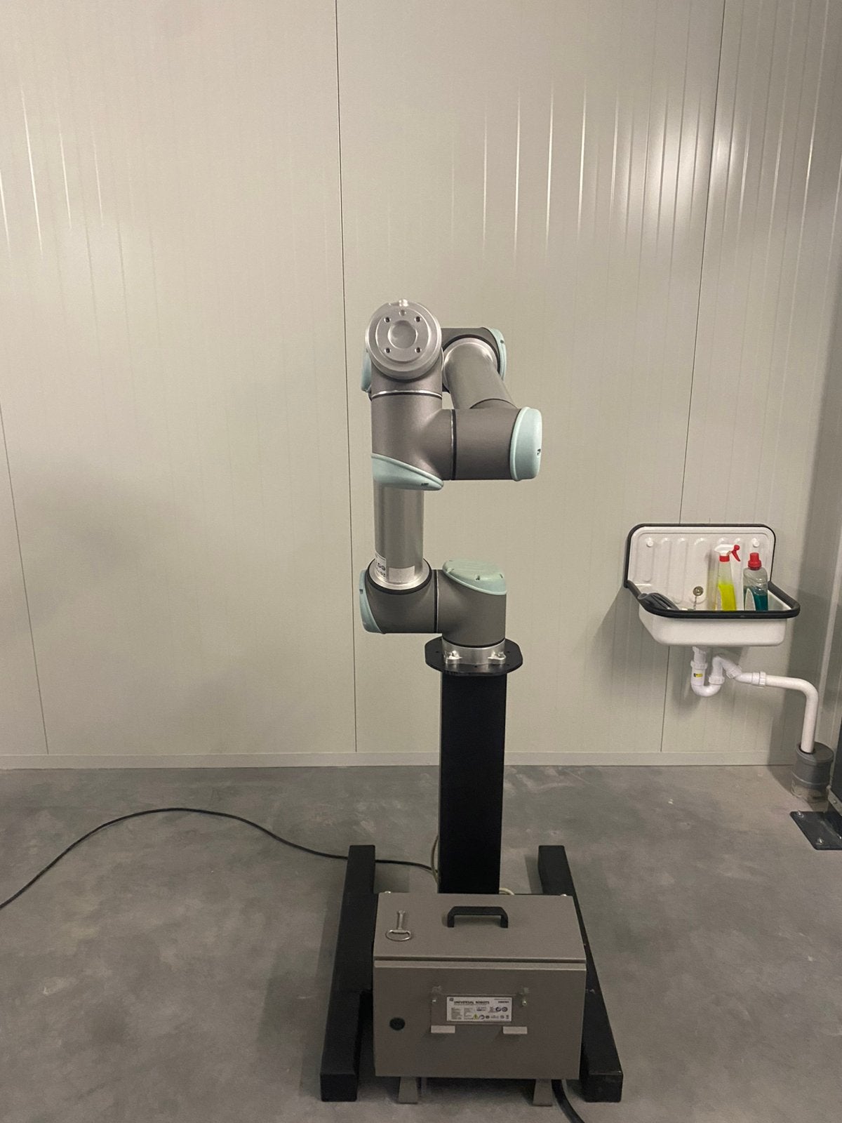 Universal Robot UR3 | UR5 | UR10, Doe-het-zelf en Verbouw, Ophalen, Zo goed als nieuw, Kolomboormachine