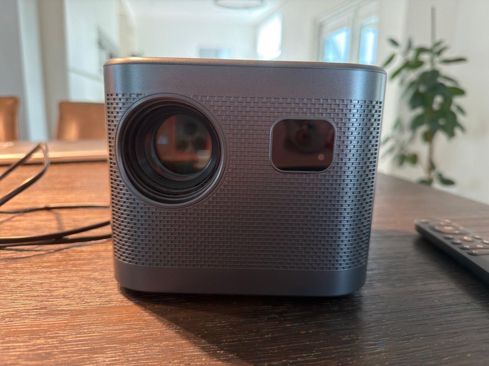 Omniware Lux Pro Mini Beamer H9Pro - 4K input, 200 ANSI Lume, Ophalen, Ultra HD (4K)