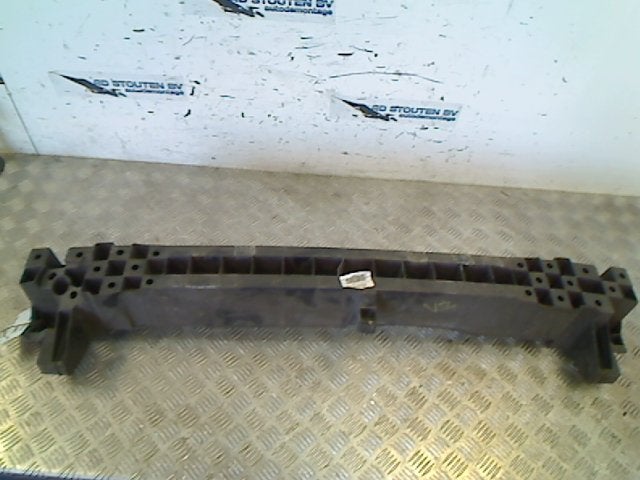 Bumperbalk Achter Renault Clio III (BR/CR) (2010-08/2014-12), Gebruikt, Renault Deutschland AG, Dialog.deutschland@renault.de