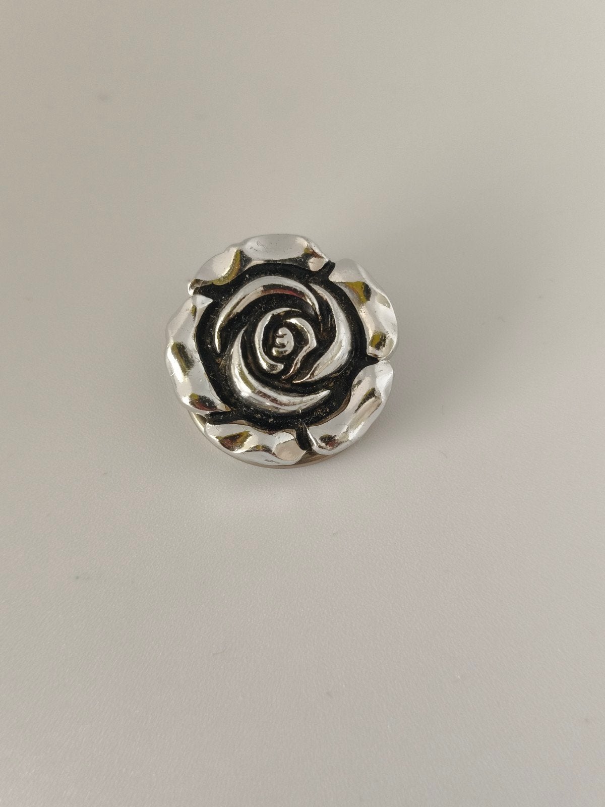 Metalen sjaalclip West Germany - Vintage roos design, Ophalen of Verzenden, Gebruikt