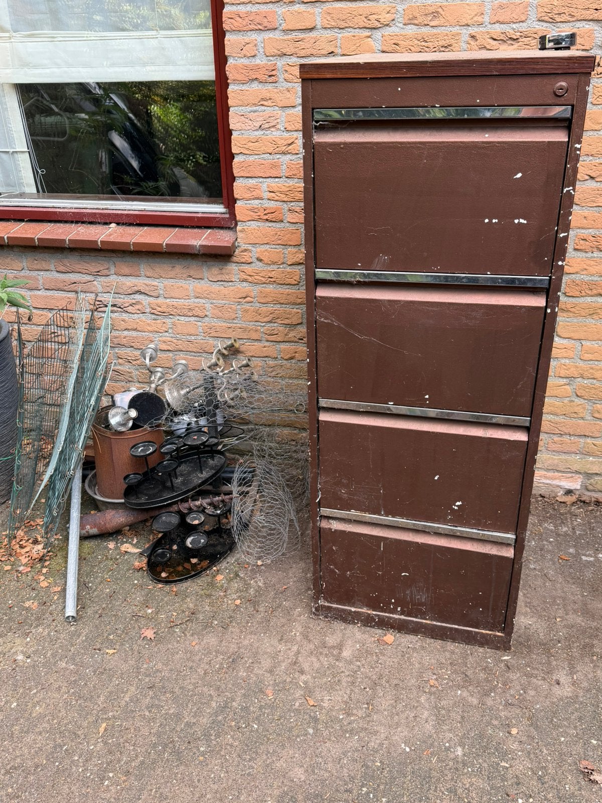 Oud ijzer Gratis af te halen, Ophalen of Verzenden, Zo goed als nieuw, 250 mm of meer