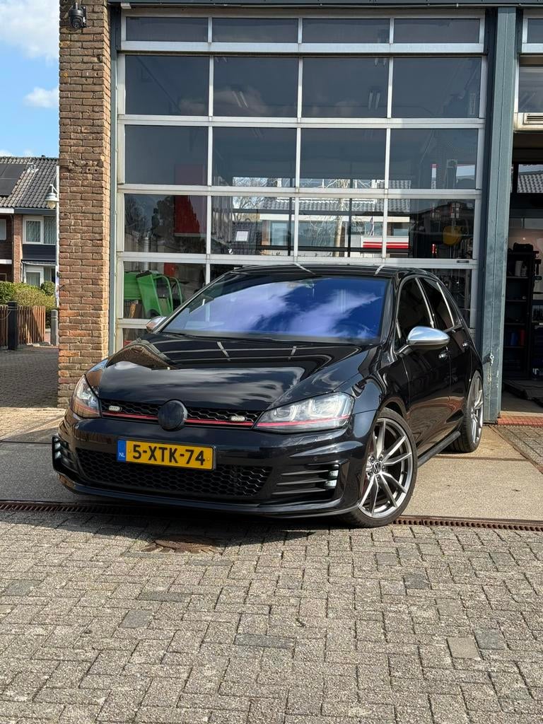 Volkswagen Golf 7 2.0 GTI performance, Zwart, 4 cilinders, 1984 cc, Zwart