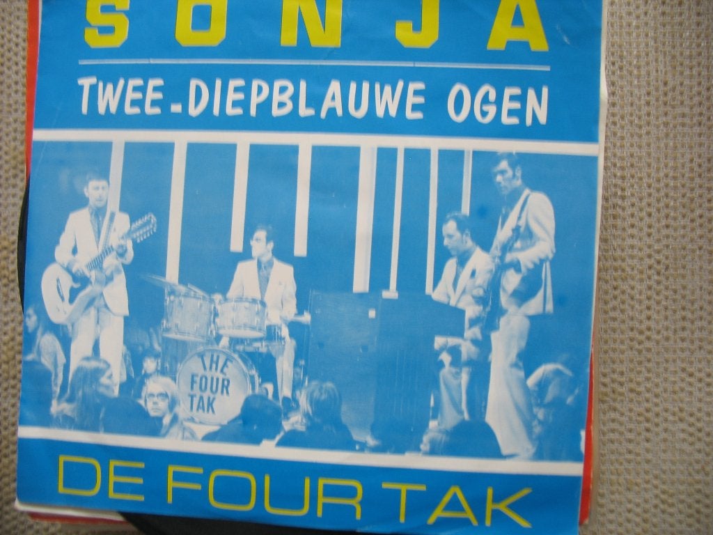 De Four Tak - Sonja, Cd's en Dvd's, Vinyl | Nederlandstalig, Gebruikt, Levenslied of Smartlap, 7 inch, Ophalen of Verzenden