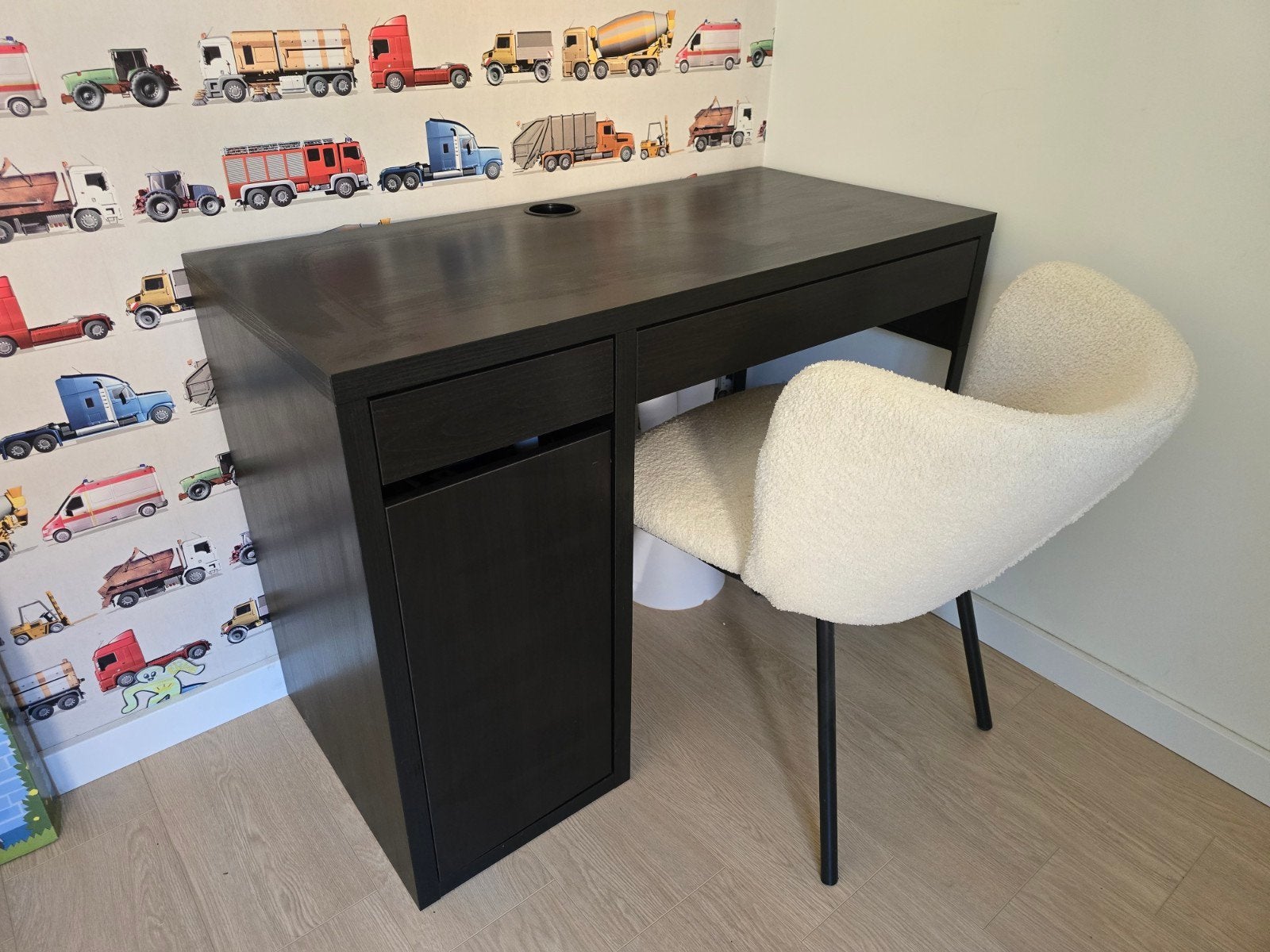 IKEA micke bureau met bureaustoel 105x50, Ophalen, Zwart, Hout, Kinderbureau