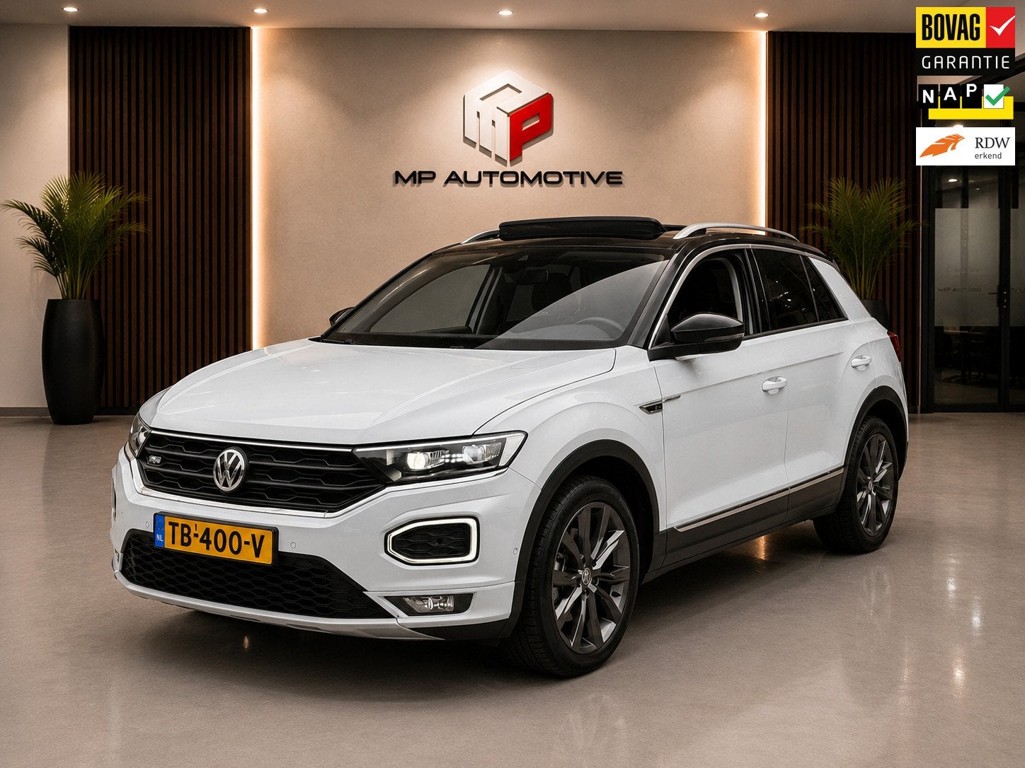 Volkswagen T-Roc 1.5 TSI R-Line DSG7|Pano|Keyless|ACC|Camera, Euro 6, 4 cilinders, 150 pk, Origineel Nederlands