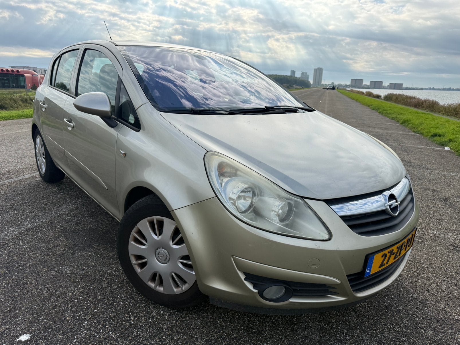 Opel Corsa 1.4-16V/AIRCO/5 DEURS/TREKHAAK/NAP, Auto's, Voorwielaandrijving, 4 cilinders, Origineel Nederlands, Bedrijf