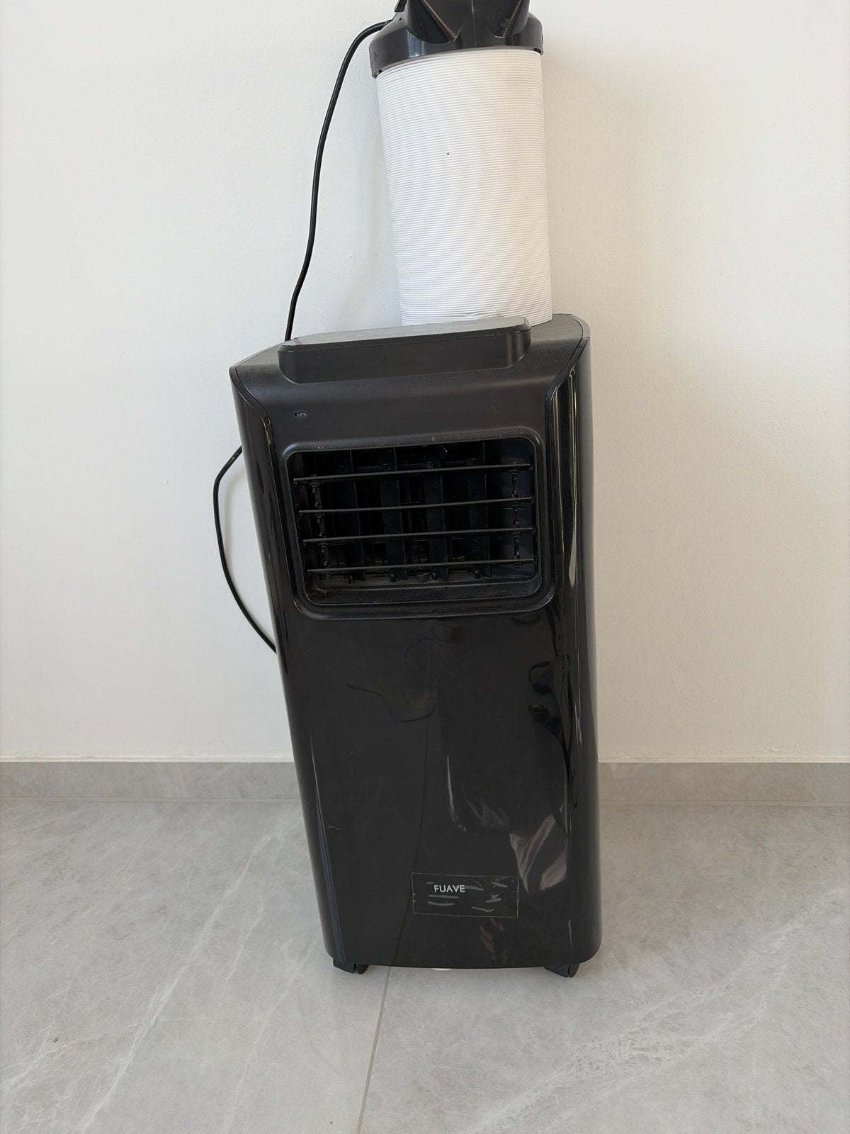 Fuave Mobiele Airco ACBC09B24A Zwart - 9000 BTU, Ophalen, Minder dan 60 m³, 3 snelheden of meer, Zo goed als nieuw