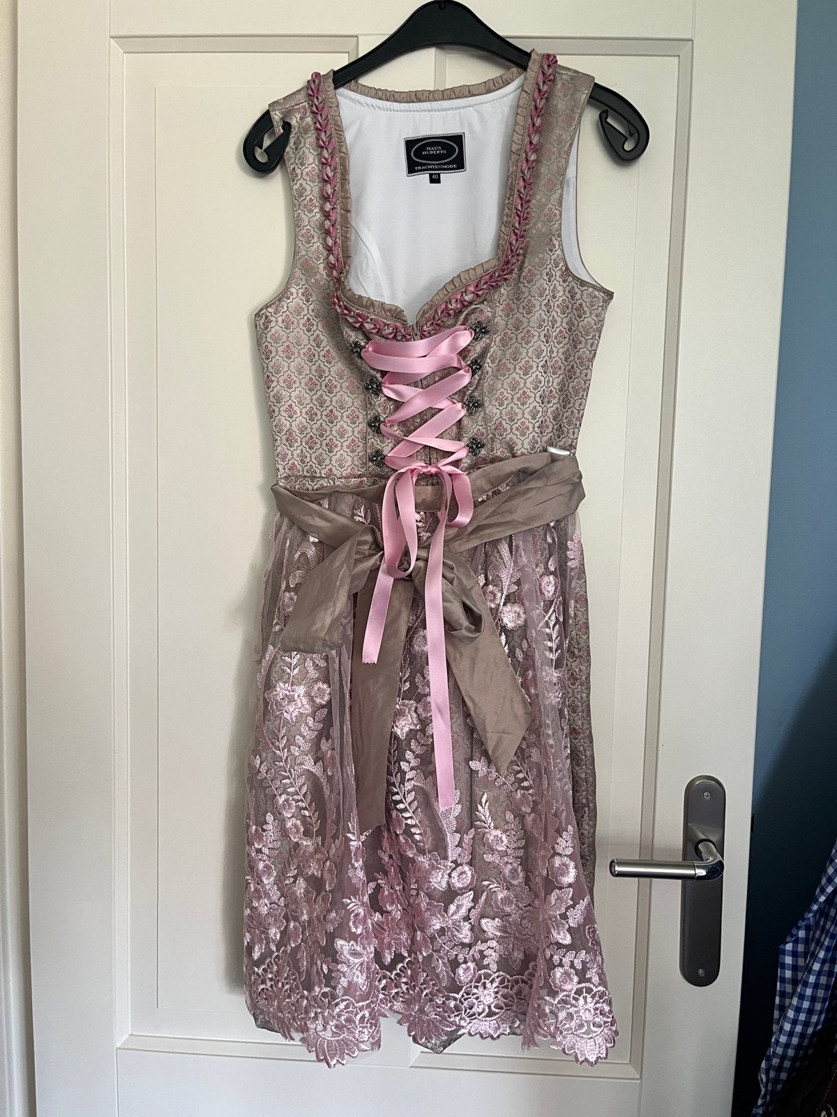 Dirndl jurk met witte blouse - Haus Huberts - Maat 40, Maat 38/40 (M), Ophalen of Verzenden, Zo goed als nieuw, Knielengte