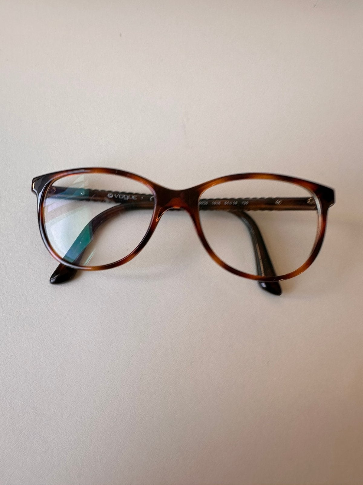 Bril Vogue montuur als nieuw met glazen op sterkte, Ophalen of Verzenden, Zo goed als nieuw, Bril, Overige merken