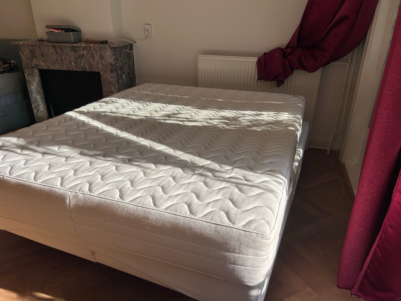 IKEA Sultan Holmsjö boxspring met matras gratis af te halen, Ophalen, Gebruikt, Wit, Tweepersoons
