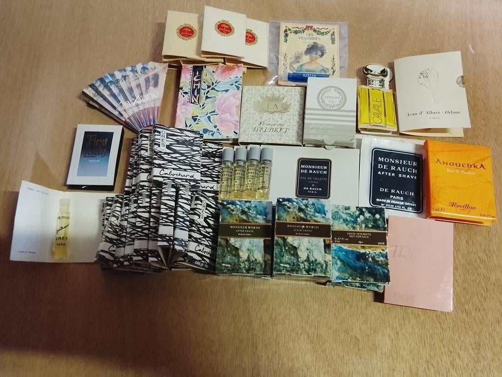50 vintage parfum samples, Verzamelen, Ophalen of Verzenden, Proef of Tester