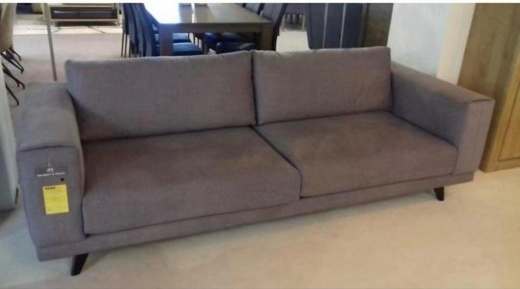 Comfortabele grijze driepersoonsbank van Henders en Hazel., Huis en Inrichting, Banken | Bankstellen, Ophalen, Tweepersoons, 75 tot 100 cm