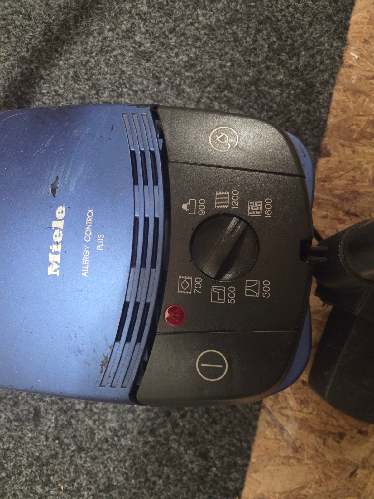 Miele Allergy Control Plus stofzuiger - Blauw, Witgoed en Apparatuur, Stofzak, Gebruikt, Ophalen of Verzenden, 1600 tot 2000 watt