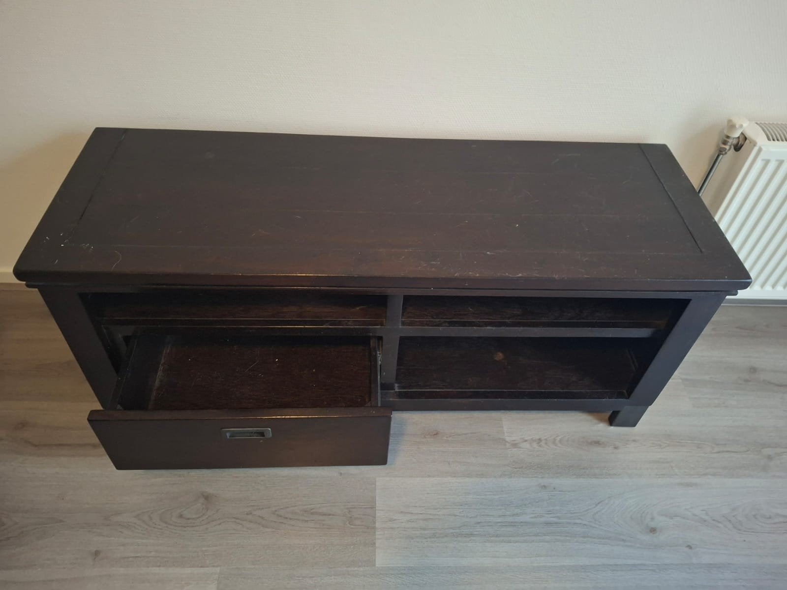 Donkerbruin TV-meubel met lade en open vakken, Gebruikt, 100 tot 150 cm, Klassiek, Ophalen of Verzenden