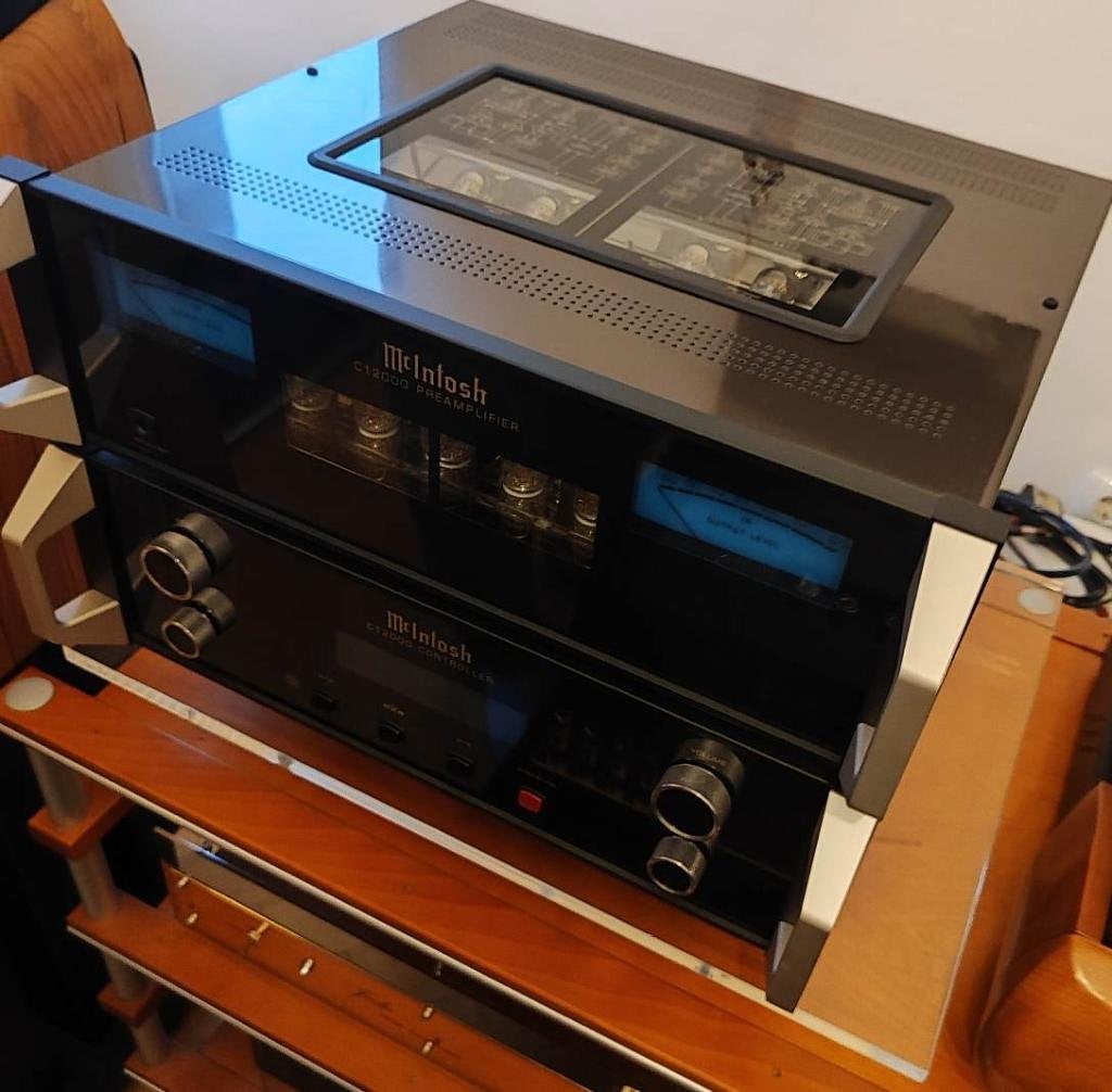 McIntosh C 12000 AC (Oktober 2025), Ophalen, Zo goed als nieuw, 120 watt of meer, Overige merken