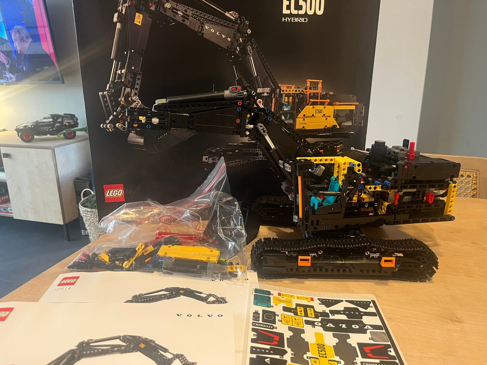 Technisch lego volvo graafmachine 42215, Ophalen of Verzenden, Zo goed als nieuw