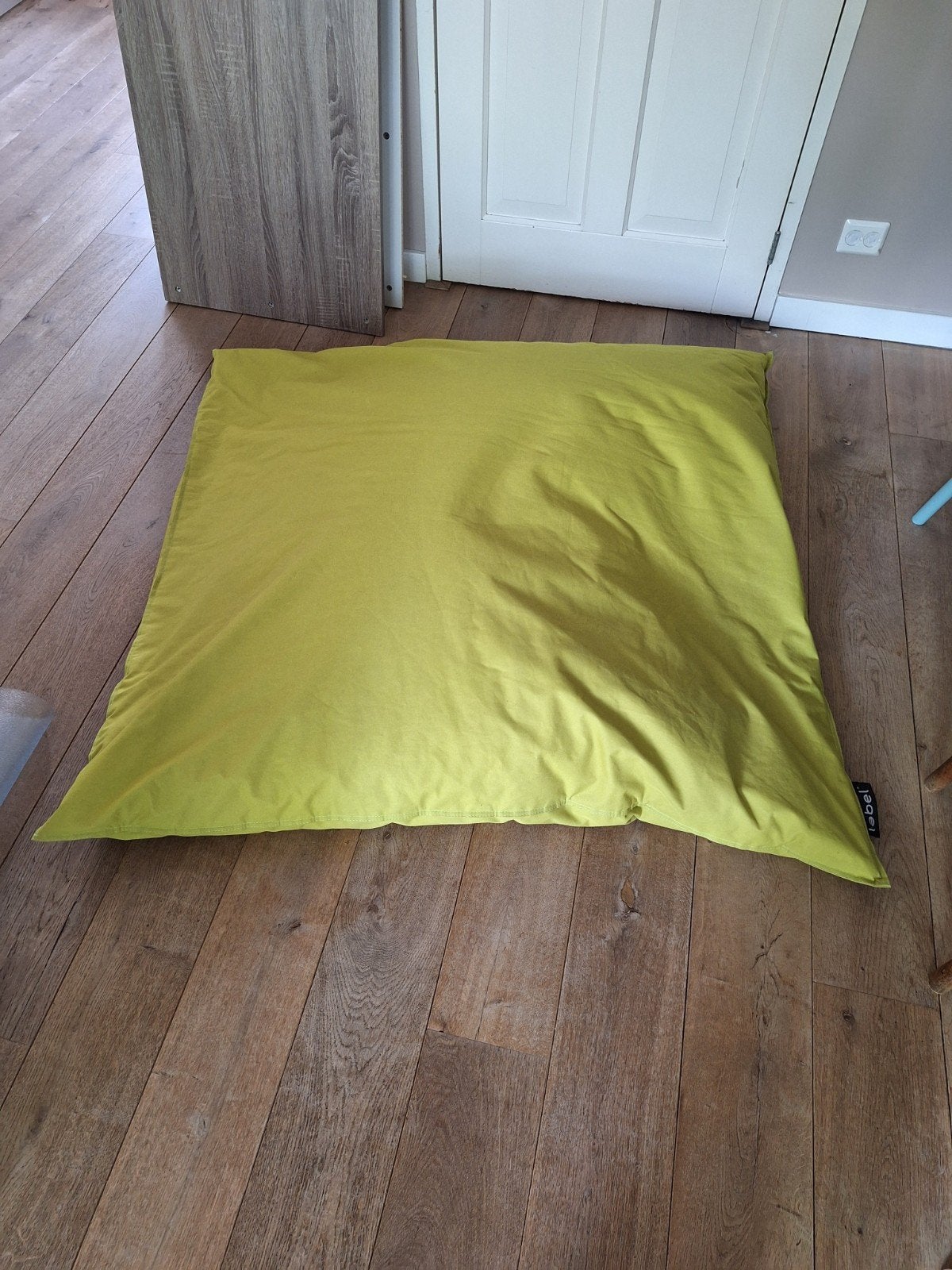 Grote limegroene zitzak van Label, 130x130 cm, Ophalen, Gebruikt, Groen, Zitzak