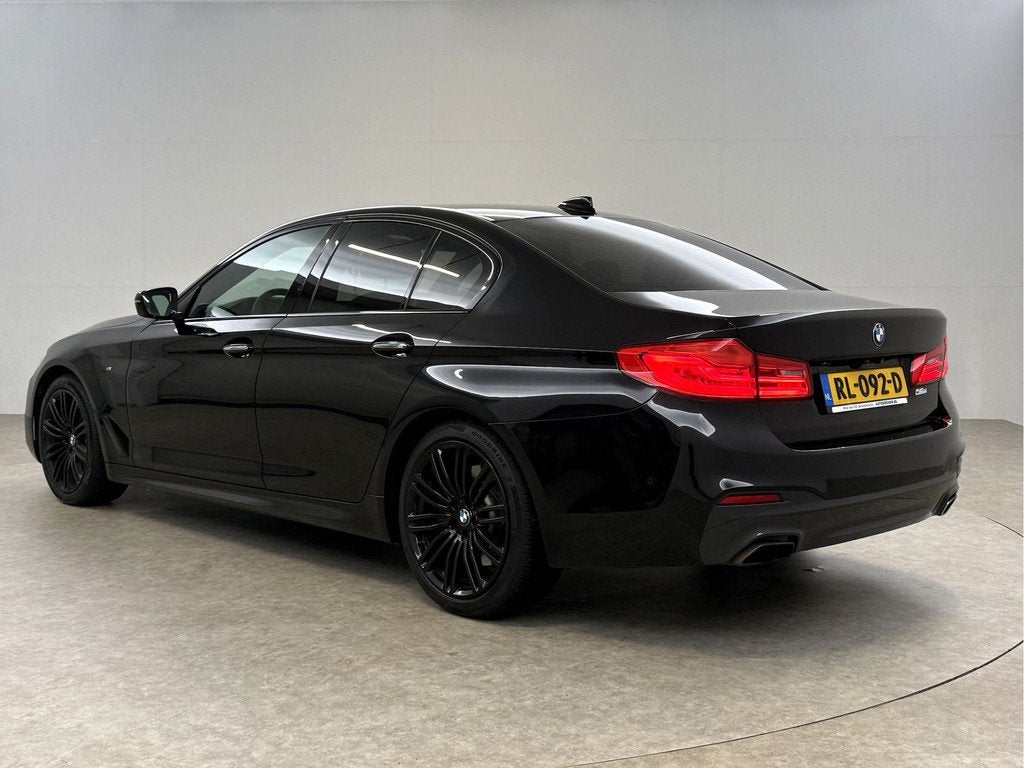 BMW 5 Serie 530i High Executive M-Sport | BMW LED | Pano | M, Auto's, BMW, Automaat, Achterwielaandrijving, Gebruikt, Euro 6