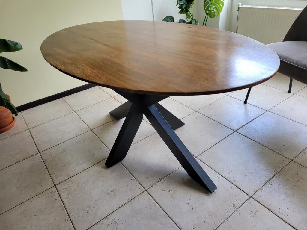Ovalen eettafel met houten blad en metalen onderstel, Gebruikt, 50 tot 100 cm, Modern industrieel, 150 tot 200 cm