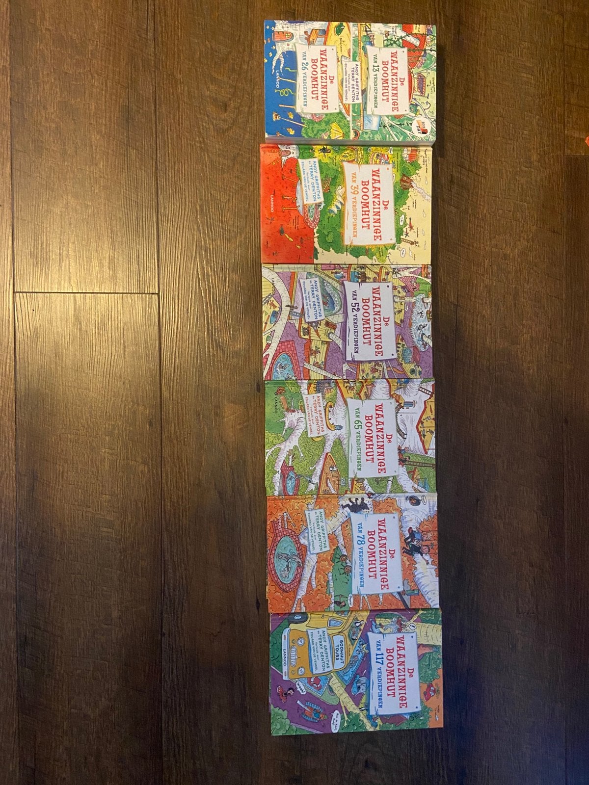 De waanzinnige boomhut 7 boeken, Ophalen of Verzenden, Zo goed als nieuw, Overige onderwerpen