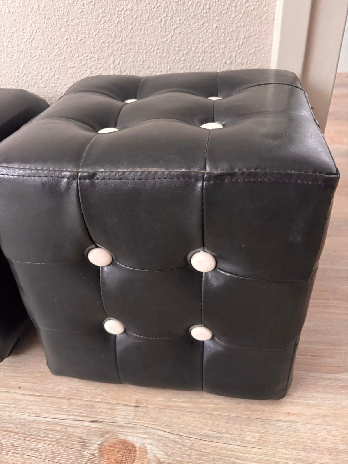 Poef dobbelsteen design, Ophalen, Rond, Minder dan 50 cm