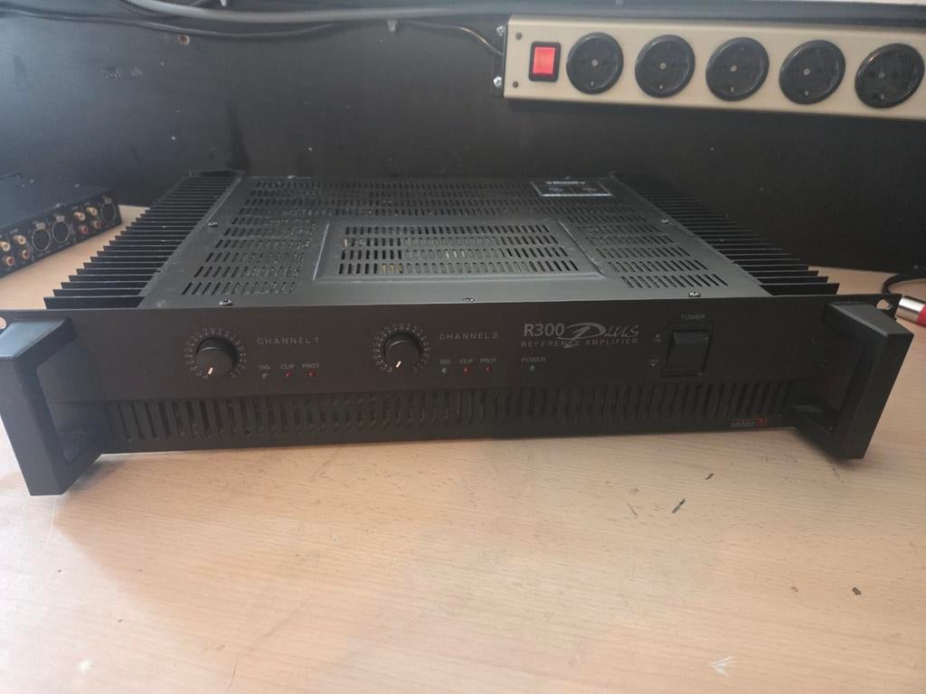 InterM R300 reference amplifier, Gebruikt, 120 watt of meer, Stereo, Ophalen