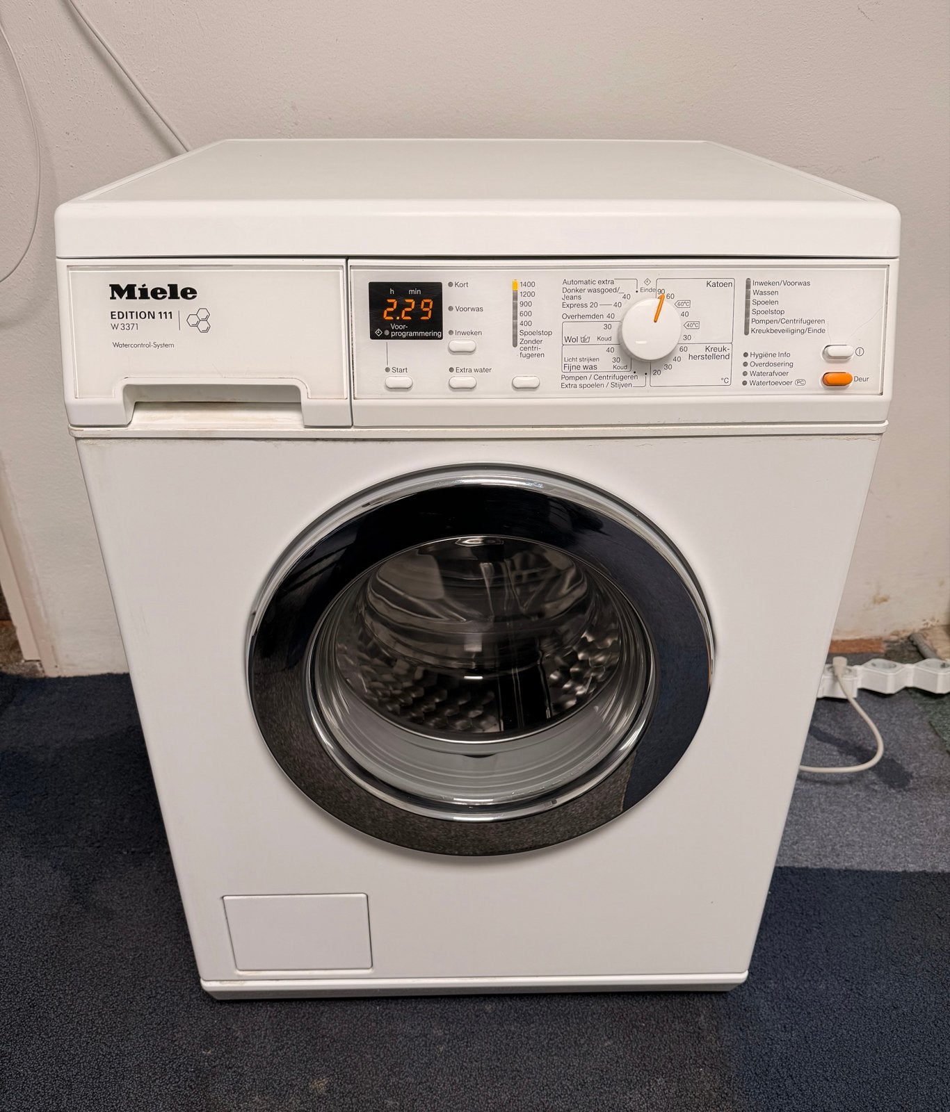 Miele W3371 Edition 111 Wasmachine 1400 Toeren A+ class, Witgoed en Apparatuur, Wasmachines, Gebruikt, Germany, Www.miele.com