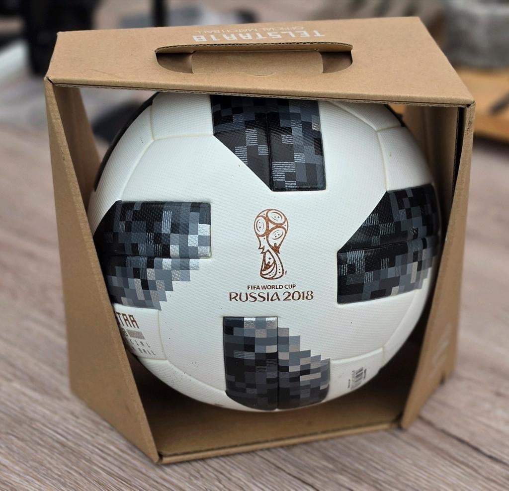 Officiële WK 2018 Rusland FIFA Voetbal - Nieuw in doos, Sport en Fitness, Voetbal, Maat XL, Ophalen of Verzenden, Nieuw, Bal