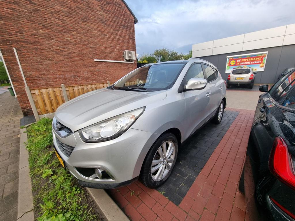 Hyundai iX35 2.0i 163pk .2010 Grijs LPG, Elektrische buitenspiegels, Zwart, 4 cilinders, 163 pk