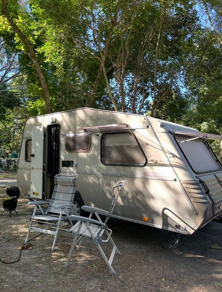 KIP caravan met voortent, Overige merken, Vast bed, Tot en met 2, 750 - 1000 kg