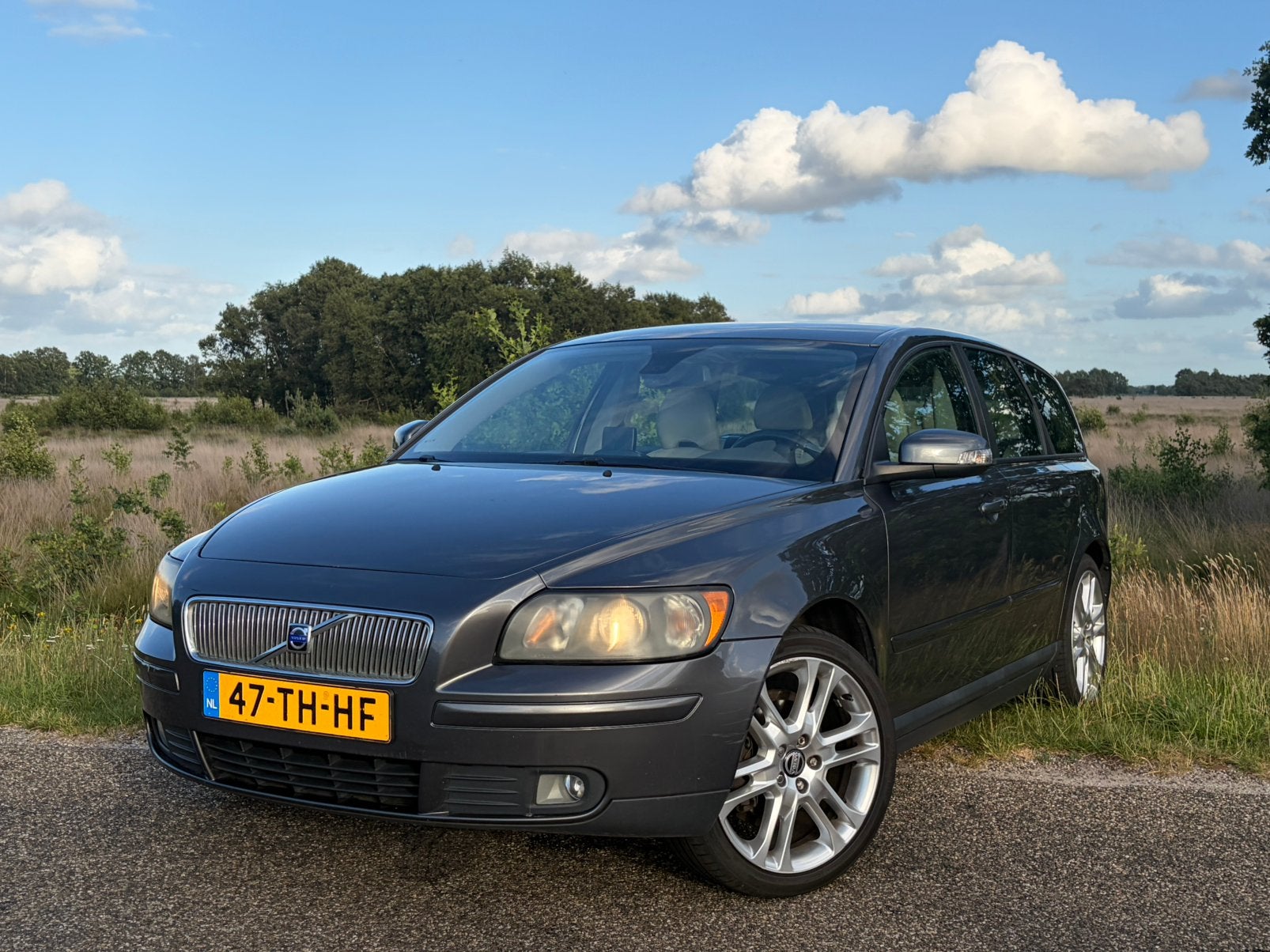 Volvo V50 1.8 2006 Grijs, Auto's, Voorwielaandrijving, 125 pk, 1281 kg, 4 cilinders