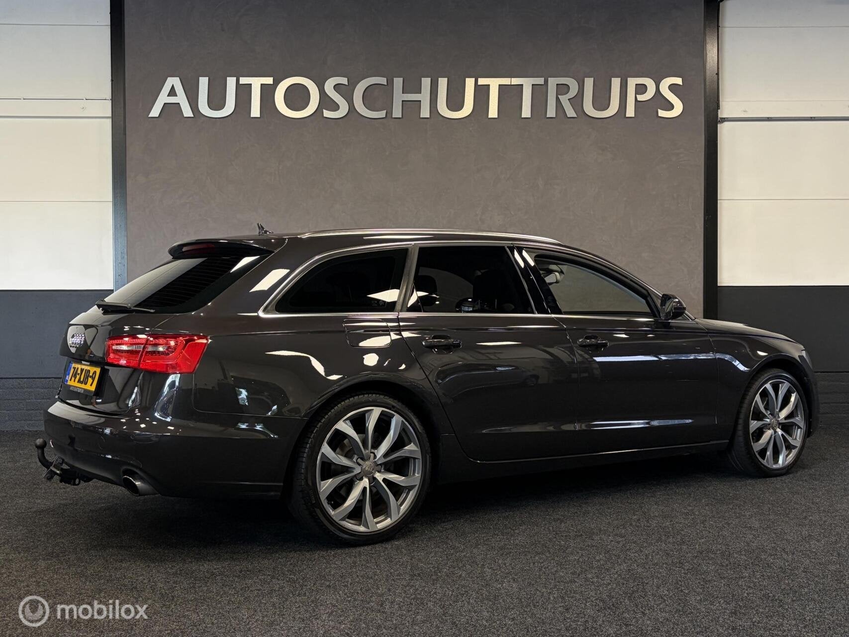 Audi A6 Avant 2.0 TFSI Pro Line Plus DAKJE / NAVI / 4-ZONE C, Auto's, Euro 5, 15 km/l, Gebruikt, Zwart