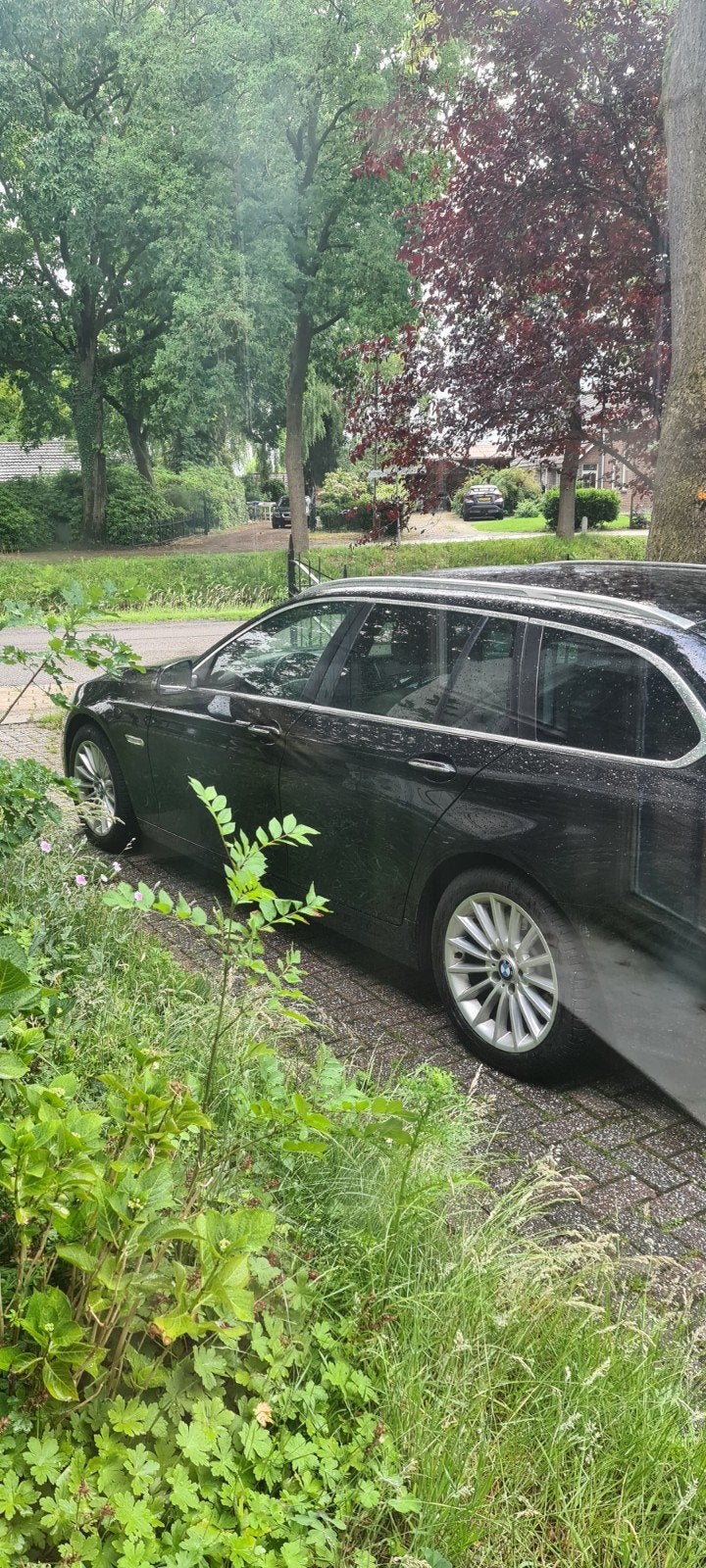 BMW 5-Serie 530d Xdrive 258pk Aut. 2015 Zwart, Auto's, BMW, Automaat, 2993 cc, Zwart, 226 €/maand