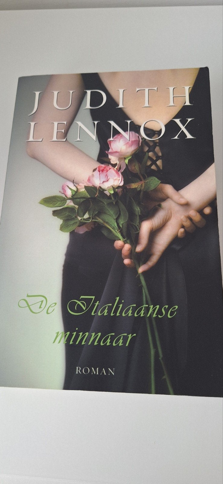 Judith Lennox - De Italiaanse minnaar (Roman), Ophalen of Verzenden, Gelezen, Judith Lennox, Nederland