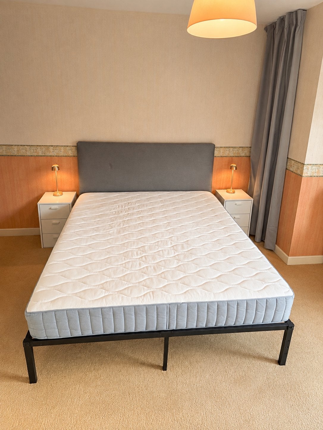 IKEA VÅGSTRANDA Matras 180x200 met stalen bedframe, Huis en Inrichting, Slaapkamer | Matrassen en Bedbodems, Ophalen, Tweepersoons
