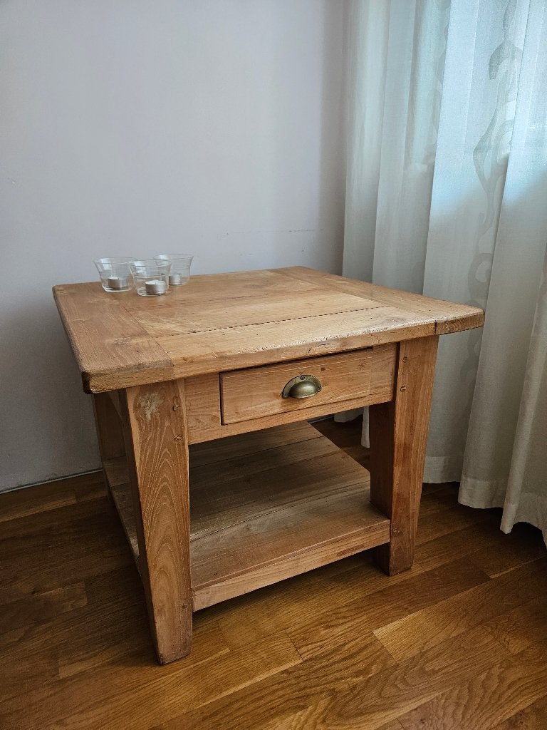 Massief houten bijzettafel / TV kastje, Gebruikt, 50 tot 100 cm, 50 tot 75 cm, Ophalen