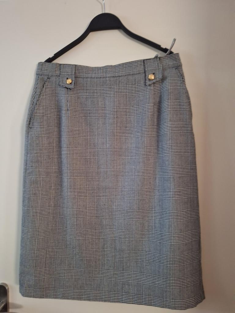 Dames rok Fashion maat 44, Zwart, Maat 42/44 (L), Ophalen of Verzenden, Zo goed als nieuw