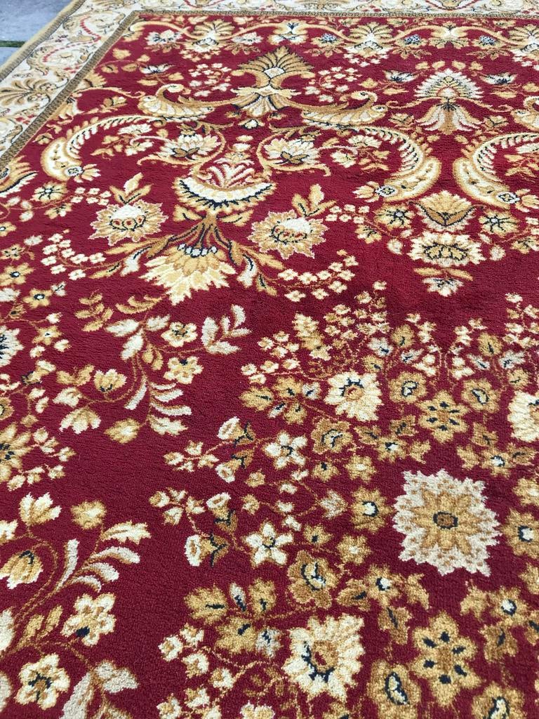 Klassiek wollen rood vloerkleed met gouden bloemenpatroon, Huis en Inrichting, Stoffering | Tapijten en Kleden, Zo goed als nieuw